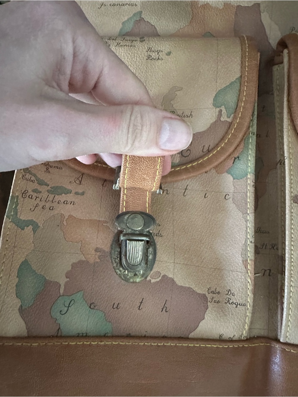 Vintage 1980s Gitano Duffel Bag World Map Travel Beige Carryon Luggage Tag - Picture 9 of 10
